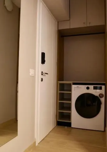 Stylish In Tirana, 3a *